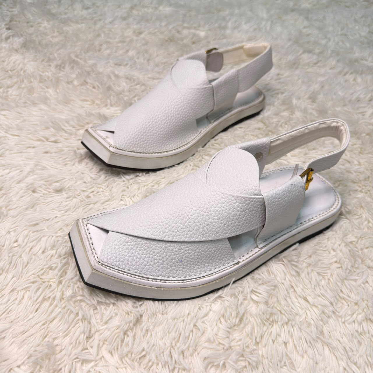 Smart Kaptan Medicated Chappal (White)