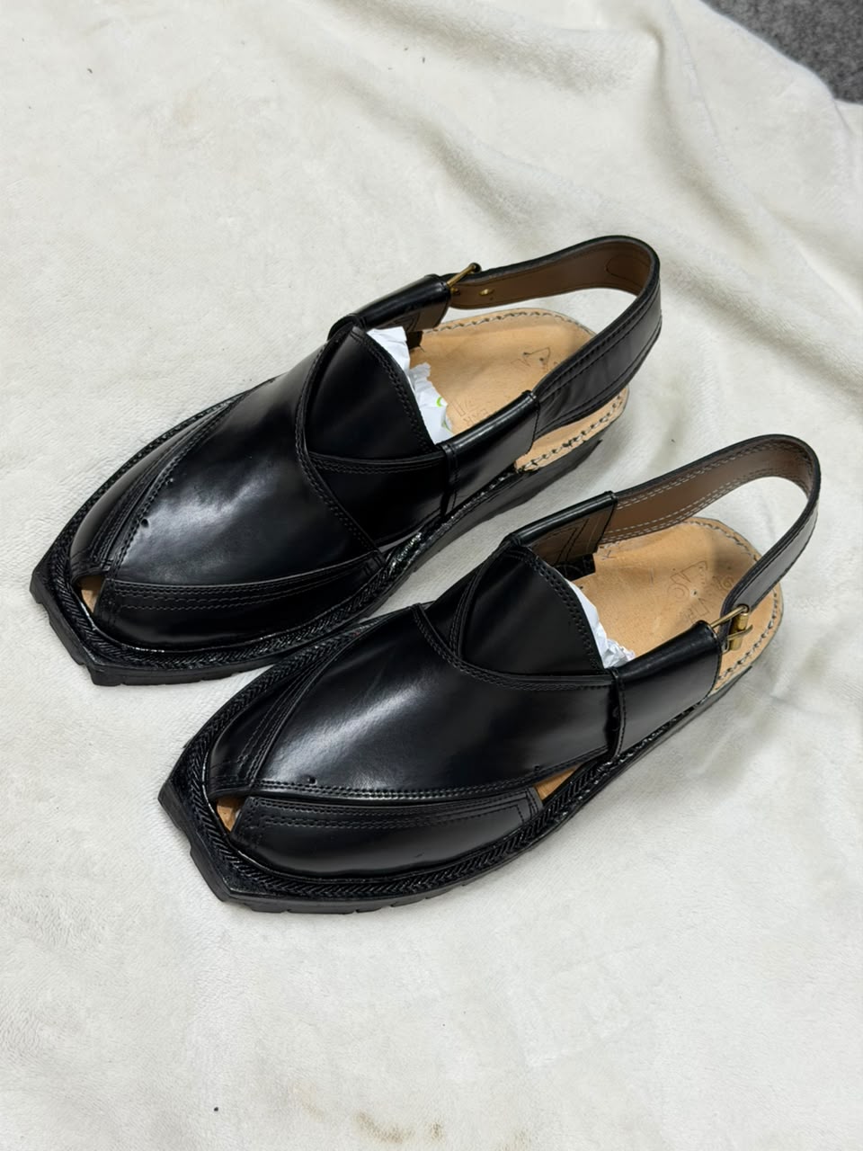 Norozi Medicated Chappal (Black)